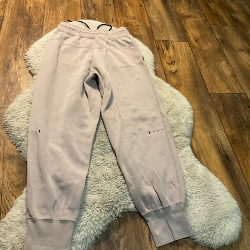 Nike Jogger Size XS Womens Fleece CW4292 Tan Cotton Blend Athleisure Cozy - Picture 7 of 9